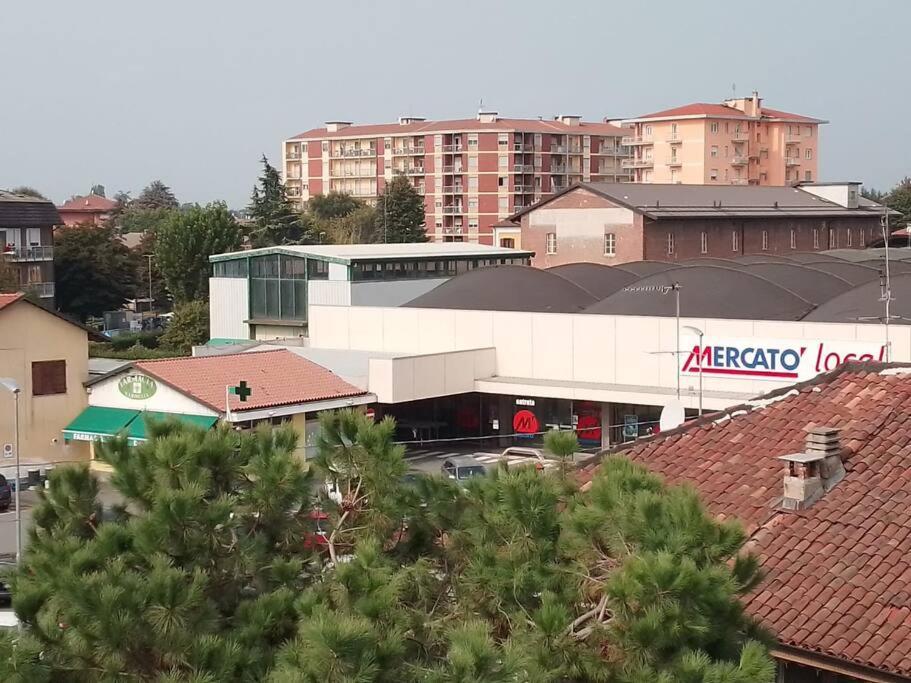 Comodo Bilocale A Brandizzo Экстерьер фото